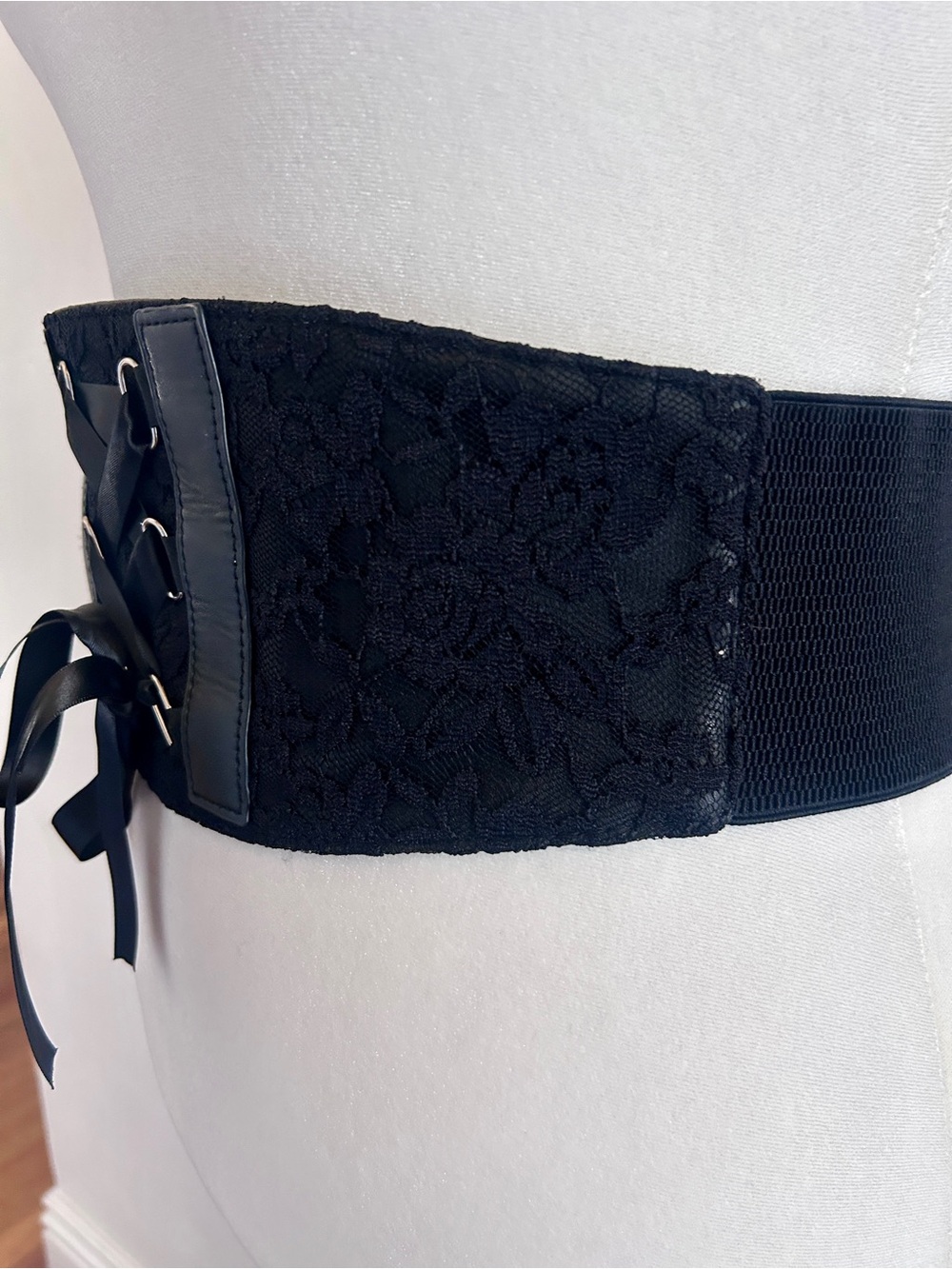 Torrid Lace Ribbon Corset Waist Stretch Belt - Picture 3 of 7